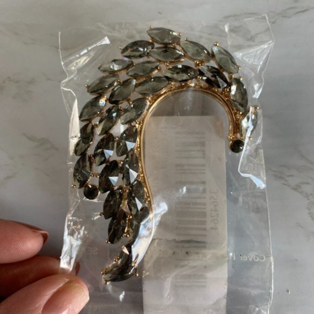 Jeweled Right Full Ear Cuff NWT